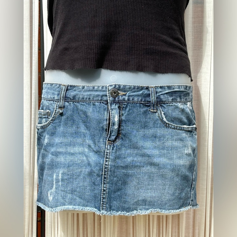low-rise denim mini skirt